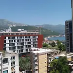 Fontana Lux Apartments